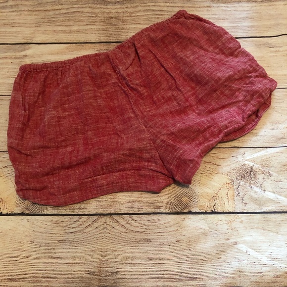 Mossimo Ladies Red Linen Shorts - Picture 3 of 3